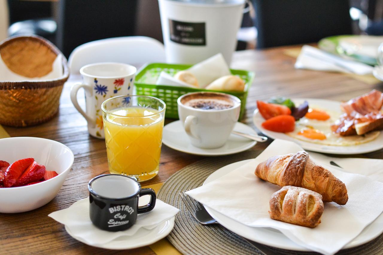 B City Hotel Bardolino Ngoại thất bức ảnh