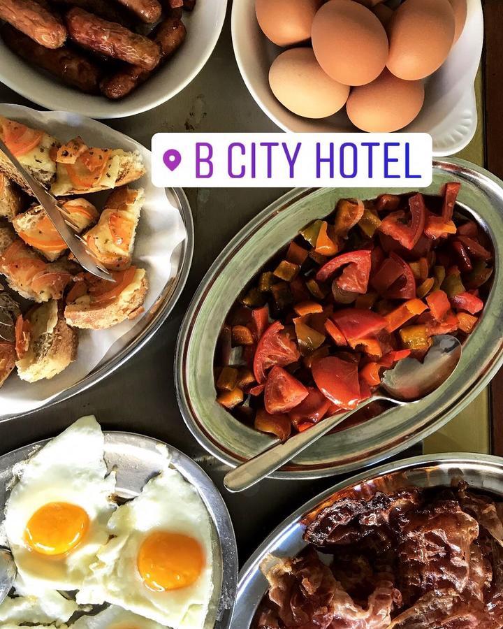 B City Hotel Bardolino Phòng bức ảnh