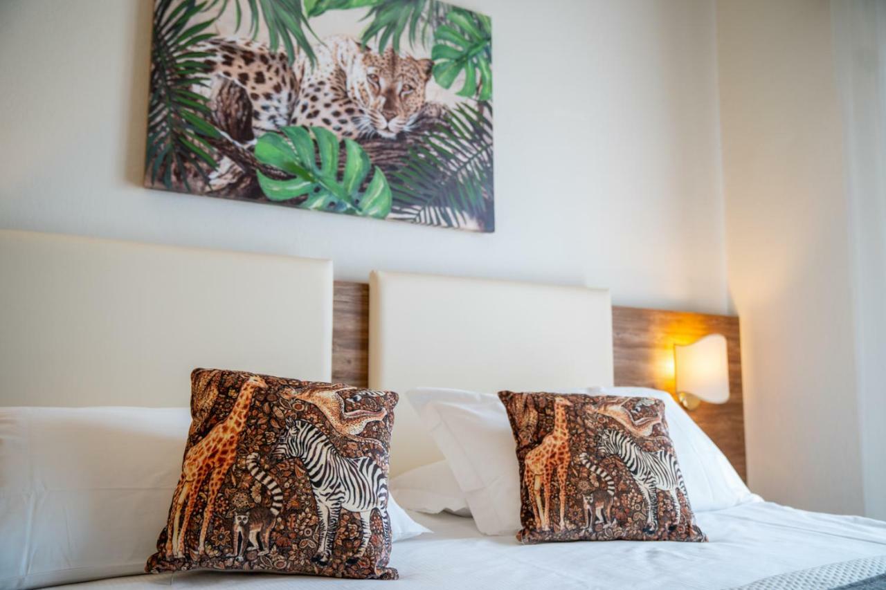 B City Hotel Bardolino Ngoại thất bức ảnh