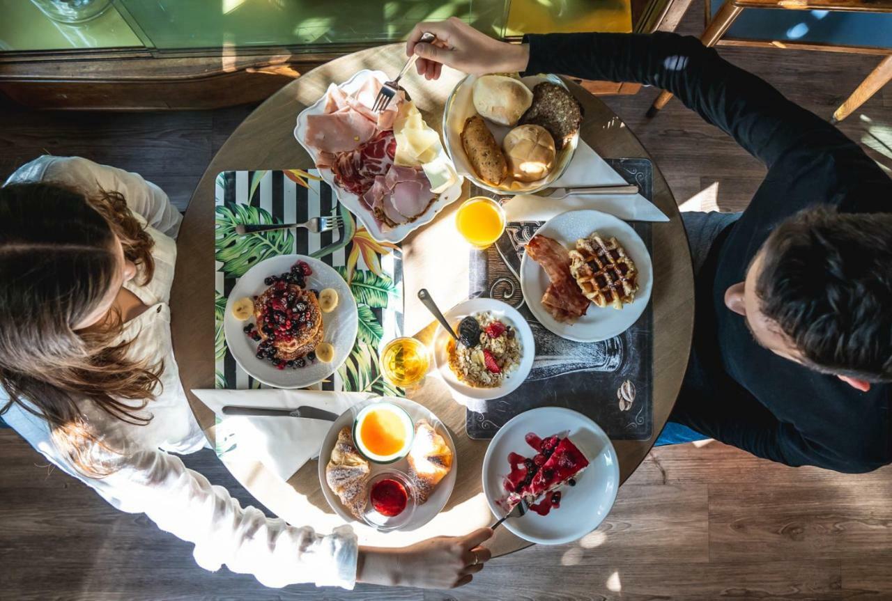 B City Hotel Bardolino Ngoại thất bức ảnh