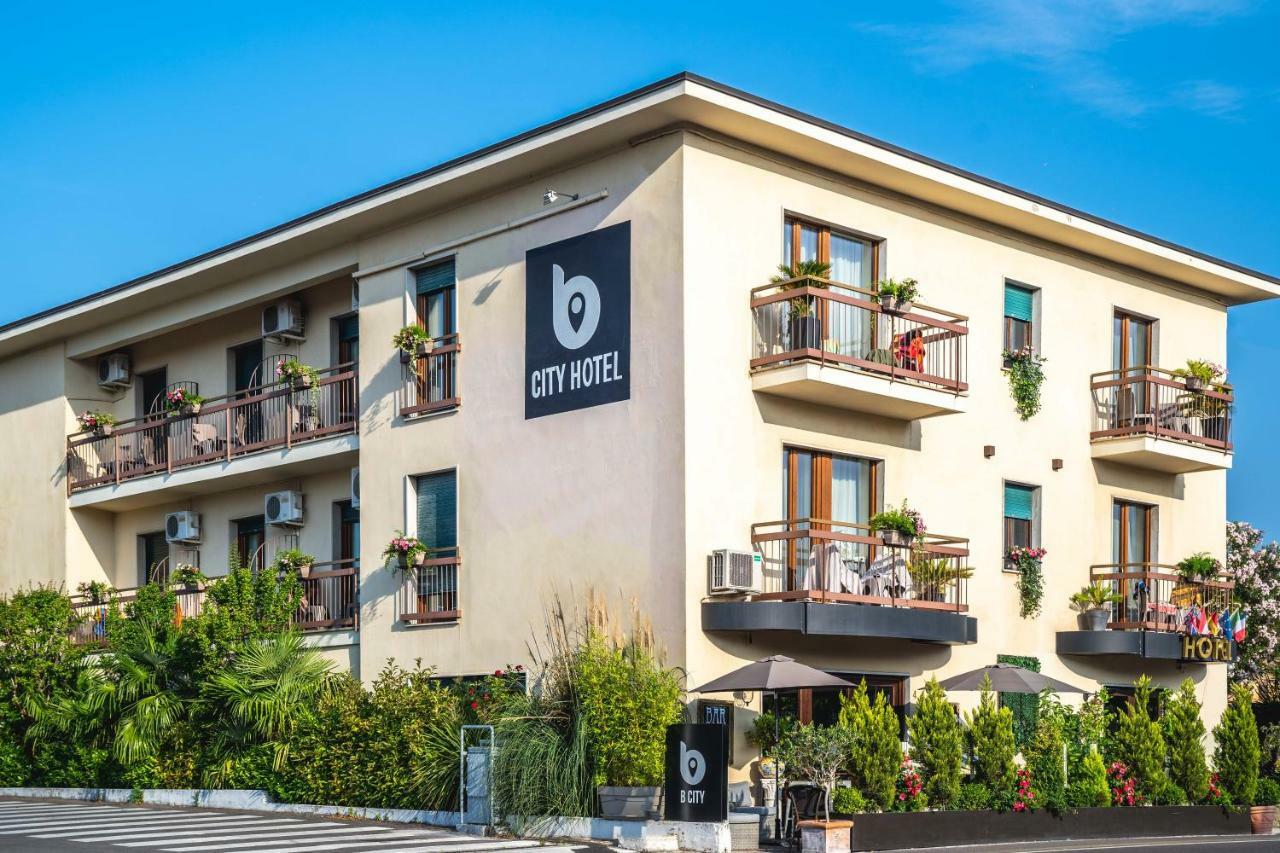 B City Hotel Bardolino Ngoại thất bức ảnh